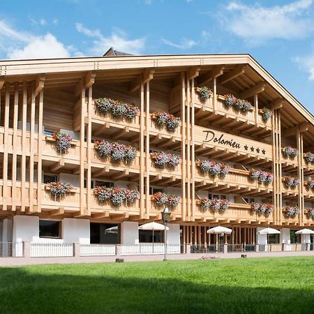 Hotel Garni Dolomieu Selva di Val Gardena Luaran gambar