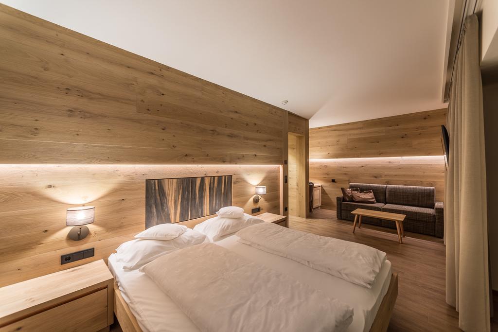 Hotel Garni Dolomieu Selva di Val Gardena Luaran gambar